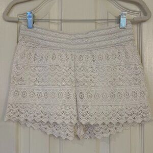 Jolt - White - Crochet Scalloped Shorts - S